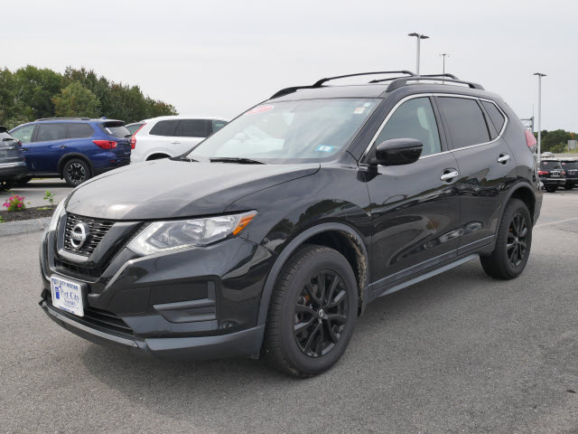 Pre-Owned 2017 Nissan Rogue SV Midnight Edition